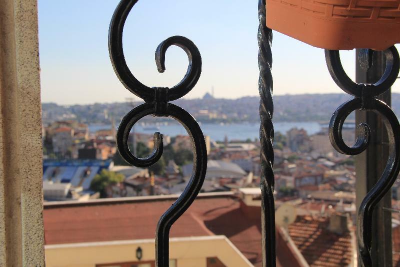 Euro Plaza Hotel - Taksim Pera Istanbul Exterior photo